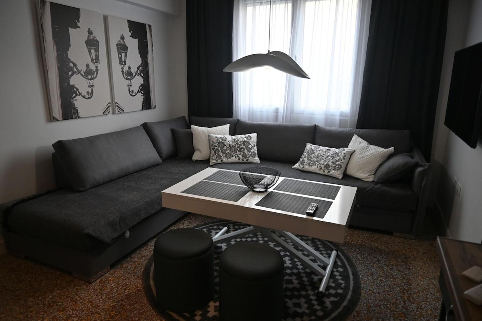 Haris 303 Apartment By Vpn Accomodation アテネ エクステリア 写真