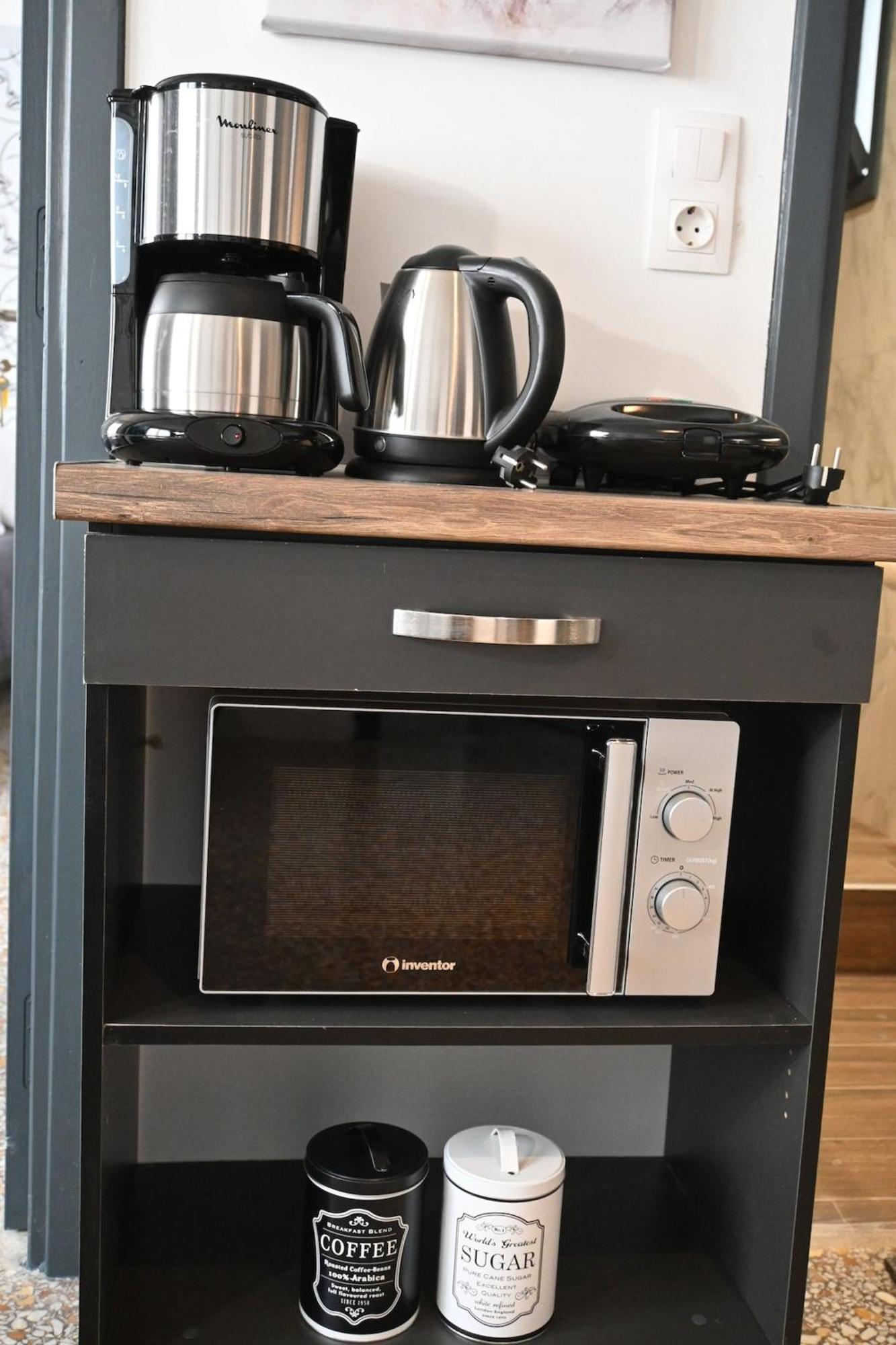 Haris 303 Apartment By Vpn Accomodation アテネ エクステリア 写真