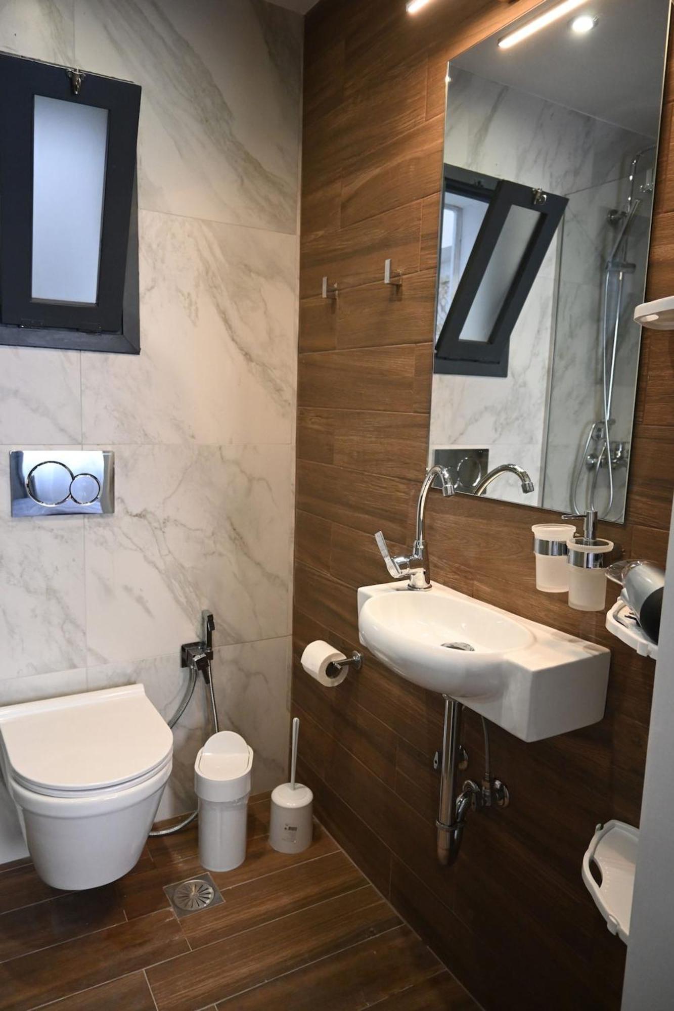 Haris 303 Apartment By Vpn Accomodation アテネ エクステリア 写真